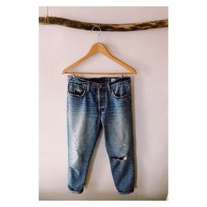Levi’s High Waisted Jeans
